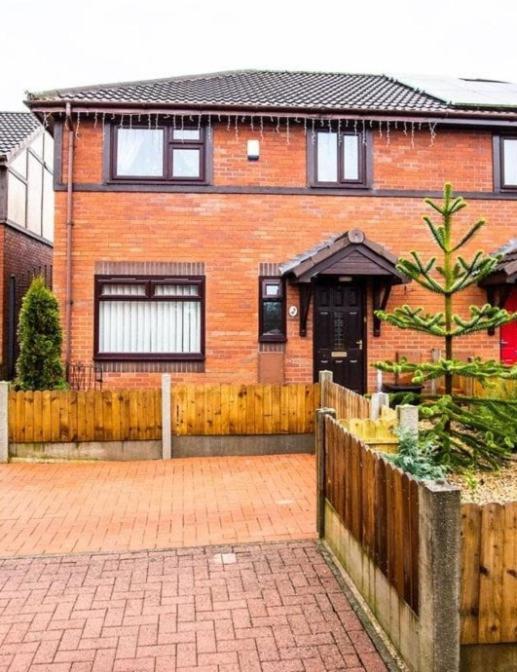 Brigstock Holidays House Manchester Exterior foto